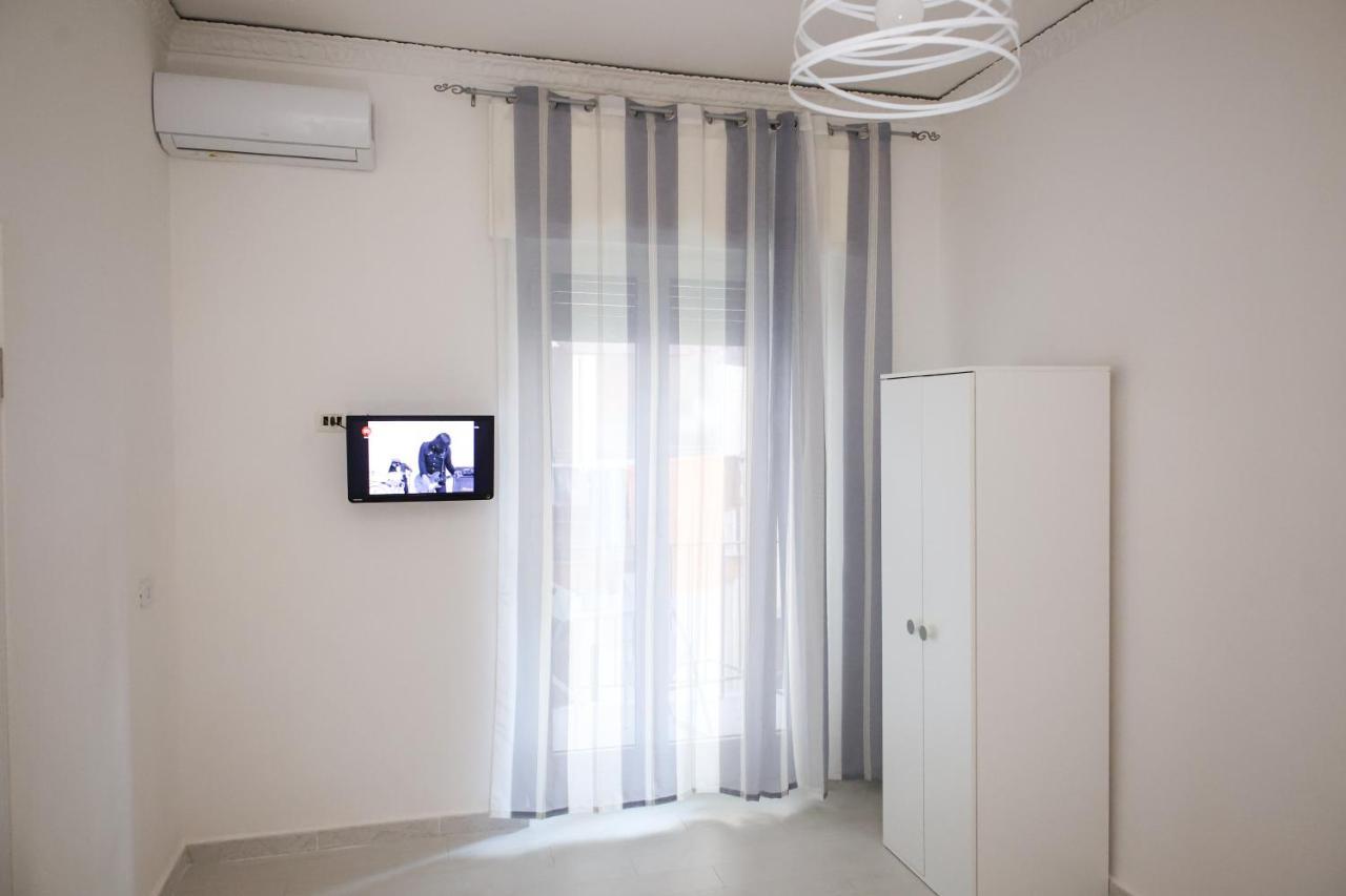 Casa Maria Apartment Наполи Екстериор снимка