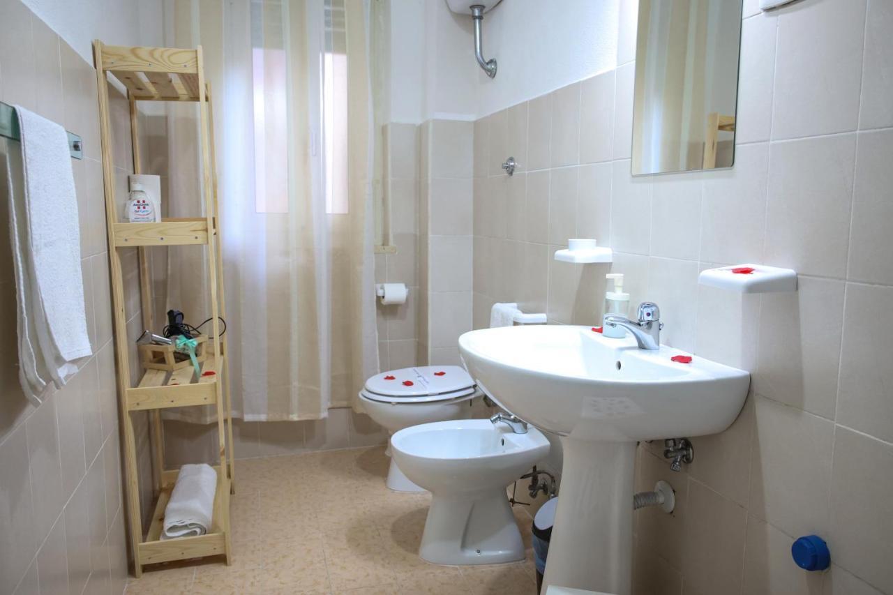 Casa Maria Apartment Наполи Екстериор снимка